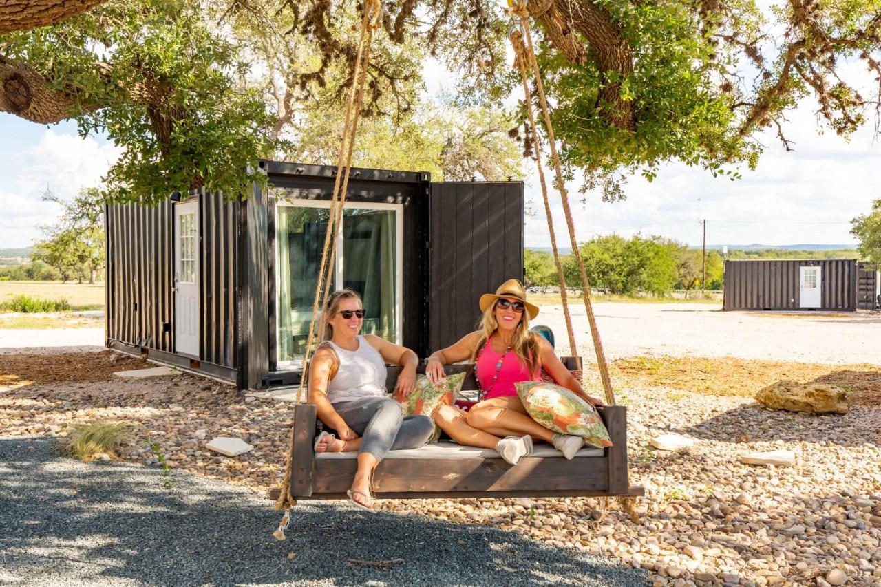 Villa The Container Retreat @ 290 Wine Trail #1 Escape To Hye, Tx Extérieur photo