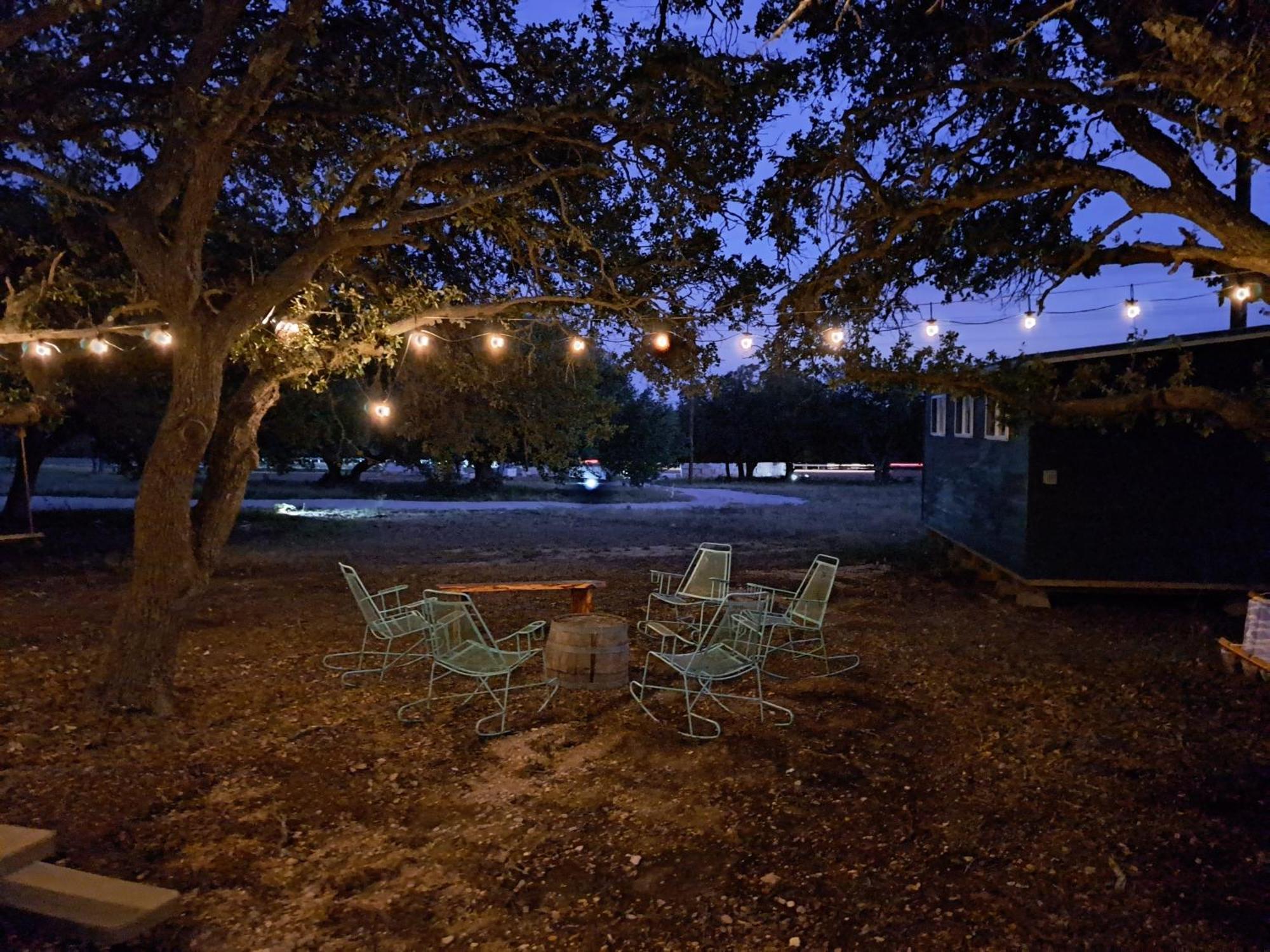 Villa The Container Retreat @ 290 Wine Trail #1 Escape To Hye, Tx Extérieur photo